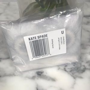 kate spade Accessories - Kate Spade Black White Penguin Card Holder Dashing kate spade Accessories - Kate Spade Black White Penguin Card Holder Dashing